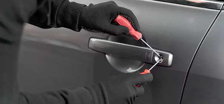 Locked Out of Car Help Florida Ridge