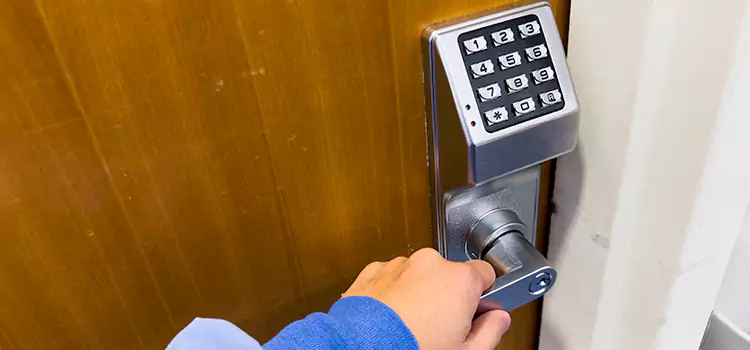 Why Choose Us for Your Keypad Lock Needs in Florida Ridge, FL?
